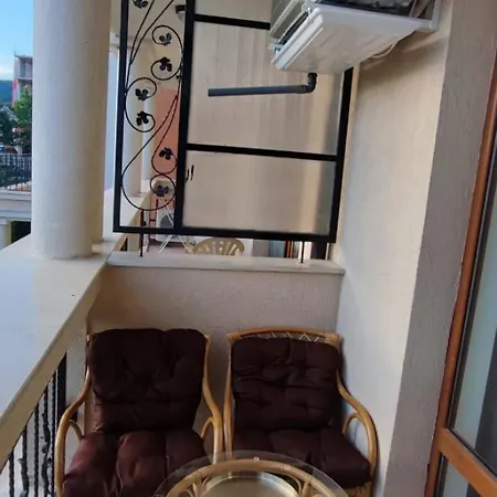 Premium Garden - Prestige Апартамент
